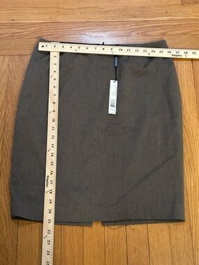 Elie Tahari Classic Gray herringbone Women's Pencil Skirt - Neutral normcore